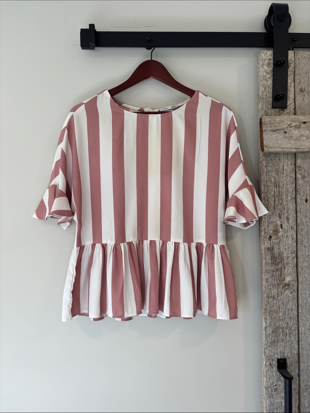 Dex Oversized Striped Peplum Short Sleeve Tunic in Blush White size small